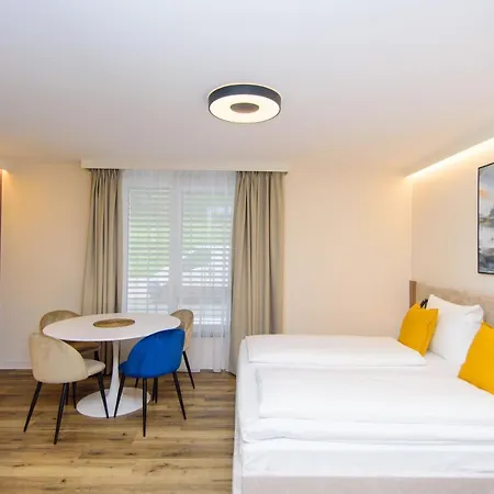Hotel Twentyfour Living-3